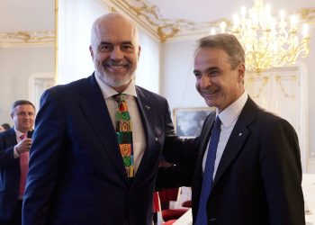 Gazeta greke zbulon ‘prapaskenat’: Mesazhi i prerë që Mitsotakis i dërgoi mbrëmë Edi Ramës…