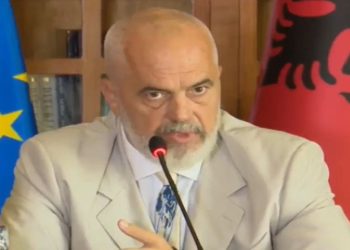 Pyetja që nervozoi Edi Ramën: Ju bëni sikur nuk kuptoni apo çfarë?! U bëmë si miting…