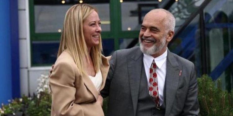 Takimi “kokë më kokë”/ Zbardhet biseda, për çfarë diskutuan Rama dhe Meloni…