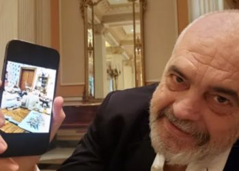 Për çfarë shërben? Rama vlerëson aplikacionin ‘TEA’, jep informacion për mijëra…