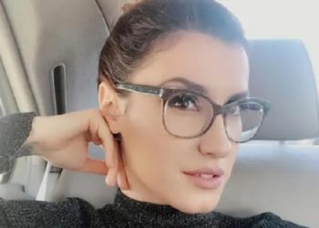 Moderatorja: Nuk do jetoja me vjehrrin dhe vjehrrën, dua të rri lakuriq në shtëpi
