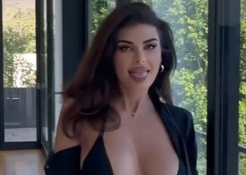 E nxehtë! Angela Martini publikon VIDEO-n “bombastike”, shfaqet provokuese duke lëpirë…