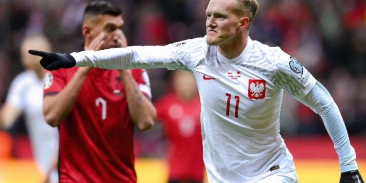 Nuk është Lewandowski! Sylvinho merr masat, kush është ylli polak që po i “frikëson” kuqezinjtë…