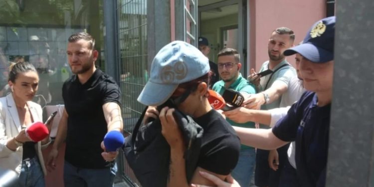 “Kam nënën të verbër dhe djalin e vogël”/ Alma Kaçi bën kërkesën e pazakontë, dua që…
