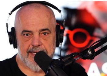 “Përshëndes me mall të gjitha flokët që po më bien”, Edi Rama si rrallëherë flet për veten e tij…