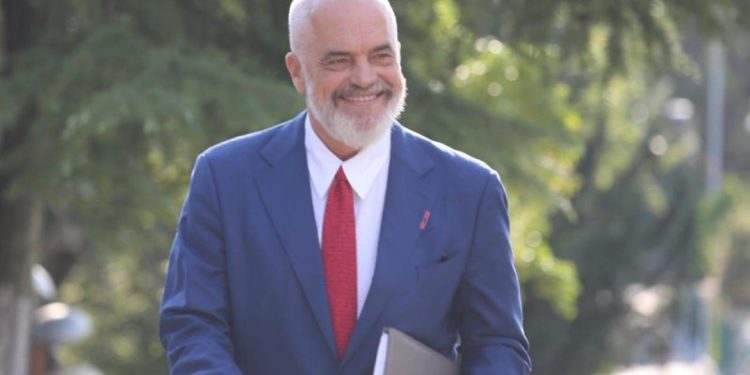 Për ata që thoshin “Rama iku tani, do e heqin amerikanet, i ka orët e numëruara”