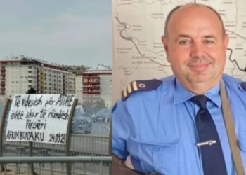 E TRISHTË! Shfaqet pankarta në nder të policit të vrarë, Kosova nis “hakmarrjen”…