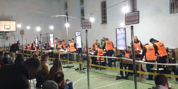 LAJM I FUNDIT – Numërohen 6 kutitë e para në Kukës, ja kush kryeson…