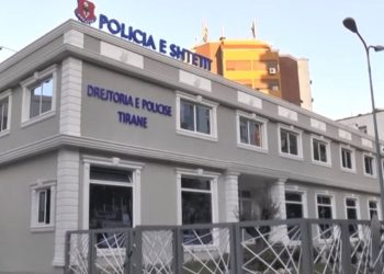 LAJM I FUNDIT – “Furtunë” në Polici, “shkrihet” kupola drejtuese e komisariati në…