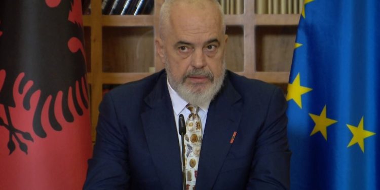 Situata në veri të Kosovës, reagon Rama: I bashkohemi thirrjes së SHBA-së, Serbia…