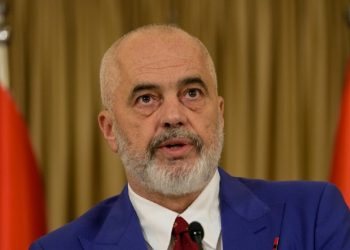 “1 milion lekë gjobë e ka pak!”/ Çfarë po paralajmëron Edi Rama, kush do dënohet…