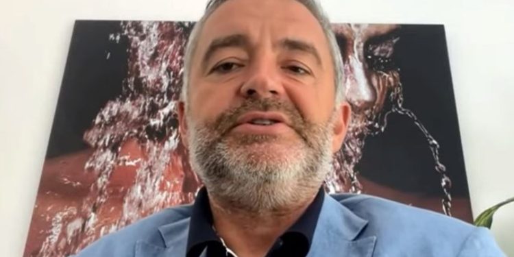 “Nuk është një situatë e mirë…”/ Blendi Klosi tregon si është gjendja e Fatos Nanos!