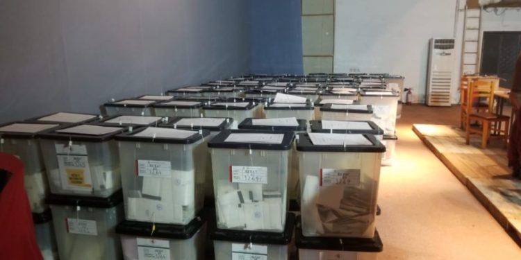LAJM I FUNDIT – Kanë mbetur vetëm 14 kutitë e fundit për t’u numëruar në Kukës, ja rezultati…