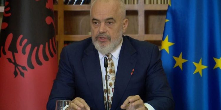 Rama në krah të Kosovës/ Kryeministri i del kundër Bashkimit Europian: Serbia duhet të dënohet…