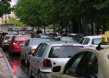 Hyn në fuqi menjëherë! Kush preket nga VENDIMI i ri në Tiranë, ndalohet qarkullimi i makinave nga…