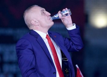 A është arratisur Ilir Meta?! Flet njeriu i afërt: Ka dalë jashtë shtetit për arsye…
