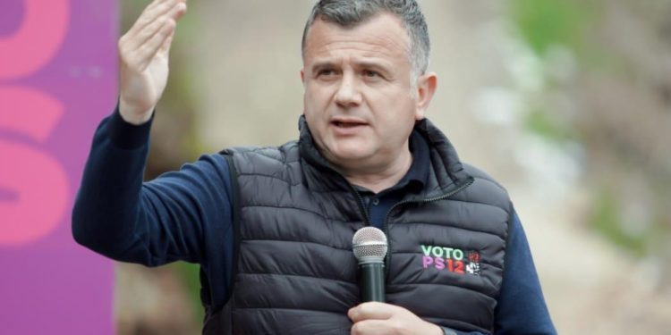 “Të ndërhyjë BE”/ Ministri Balla zbret në terren: Iu tregoj vendimin që kemi marrë për…