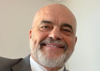 “Të merr fare pak kohë!”/ Kryeministri Rama që në mëngjes ka një thirrje për…