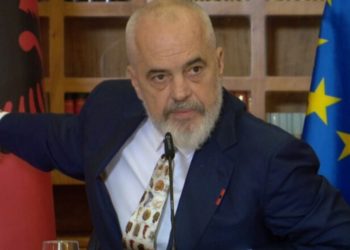 “A jeni në metro?!” / Rama: Për ju Serbia mund të jetë agresori, ndërsa për mua…
