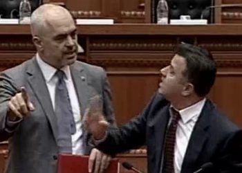 Flamur Noka “shpërthen” keq: Rama po i fut thikën pas shpine Kosovës….