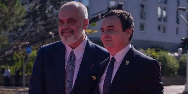 Përse qëndruat të ndarë në stadium? Rama flet për Albin Kurtin: Nuk e…