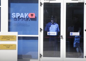 LAJM I FUNDIT – Berisha nën hetim, mbërrijnë në SPAK përfaqësues nga Britania e Madhe…