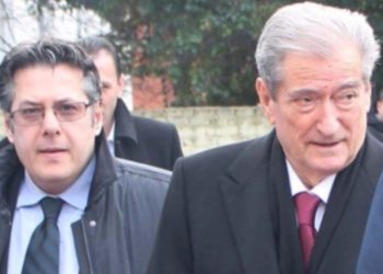 “Na është kërkuar të rrokim armët”, Berisha komenton deklaratën e Palokës: Jemi për…