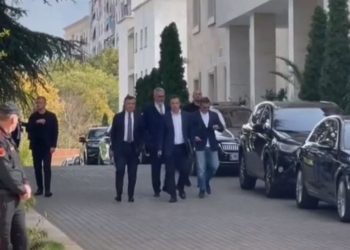 SPAK heton Berishën/ Edi Rama thërret “besnikët e tij”, çfarë u diskutua në Kryeministri?