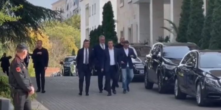 SPAK heton Berishën/ Edi Rama thërret “besnikët e tij”, çfarë u diskutua në Kryeministri?