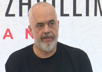 Rama zbulon lëvizjen e re të qeverisë/ “Nuk do ta imagjinonte dot njeri që sot…