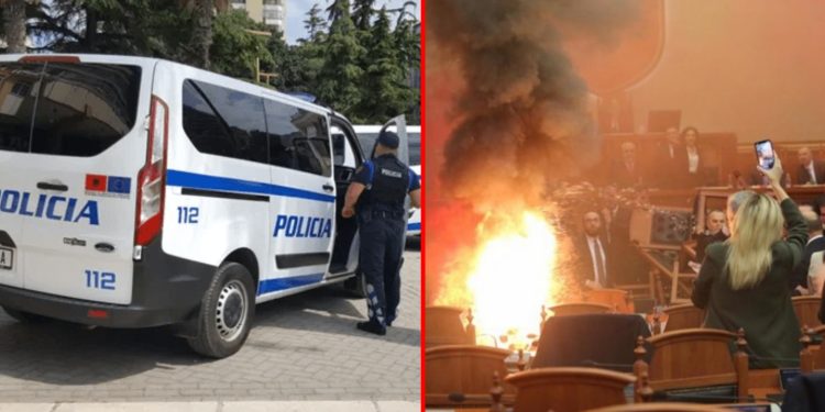 Deputetët e Berishës ia vunë zjarrin Kuvendin/ Prokuroria dhe Policia “zbarkojnë” në…