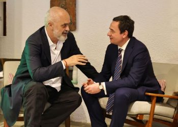 E bujshme/ Rama mungon nesër në Kuvend, së bashku me Albin Kurtin do të nisen drejt…