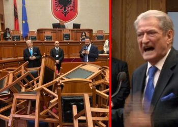 Kreshnik Spahiu: Berisha qesharak, ‘Rithemelimi’ si agjenci funerale! SHBA nuk…