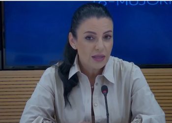 Moti i keq/ Balluku tregon çfarë po ndodh në terren: Probleme me…