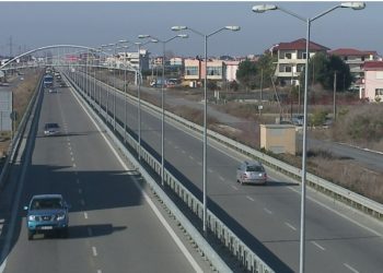 Gati zgjerimi i autostradës Tiranë-Durrës me 3 korsi, ja kur fillon!