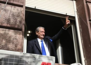 Lëvizja e papritur! Berisha sfidon SPAK-un, refuzon të paraqitet dhe ‘strehohet’ në…