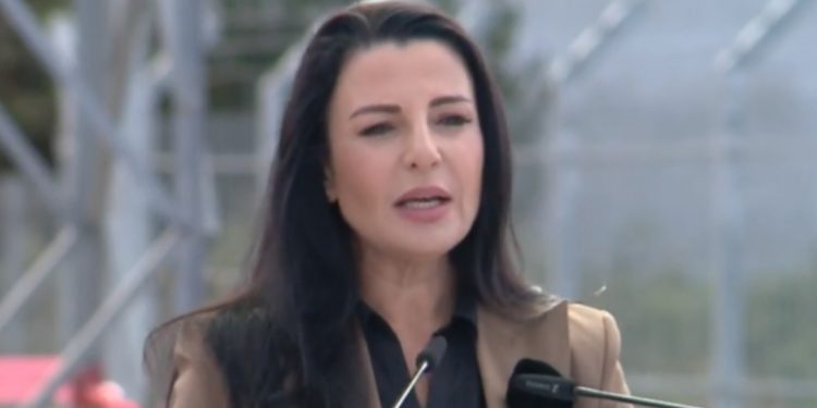 “Hyn në fuqi nga ky muaj”/ Balluku jep LAJMIN E MIRË: Rritje të pagave për…
