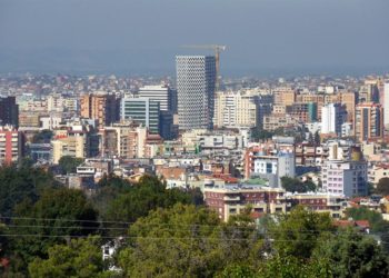 Keni plan për të blerë shtëpi në Tiranë? Po vjen LAJM I MIRË: Çmimet pritet të…