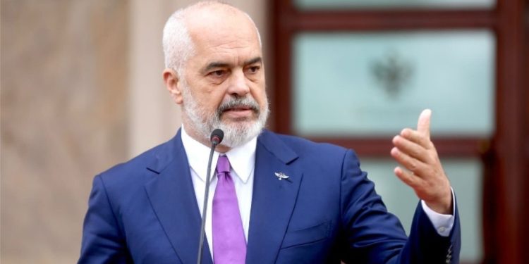 Rama tregon arsyen: Pse zgjodhëm Shëngjinin për afrikanët nga Italia, pati…
