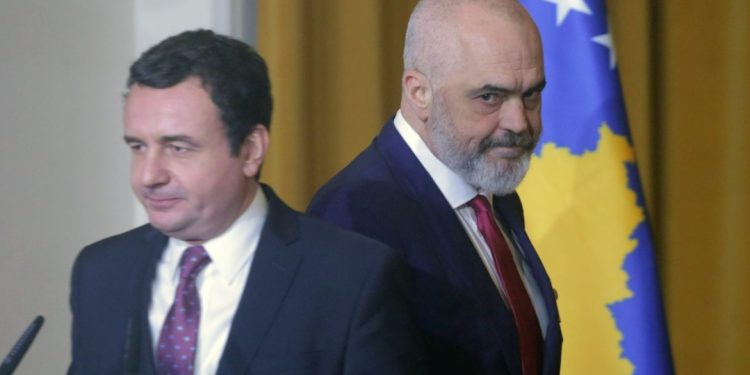 Kurti refuzon sërish ftesën e Edi Ramës, qeveria e Kosovës justifikohet: Kishte punë të tjera…