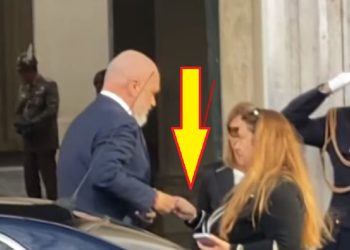 Çfarë i dha në dorë Ramës para takimit me Melonin/ VIDEO-ja misterioze nga gruaja e panjohur…