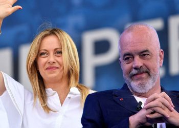 “Jam shumë i kënaqur me ty miku im”, Meloni nuk i kursen elozhet për Edi Ramën…