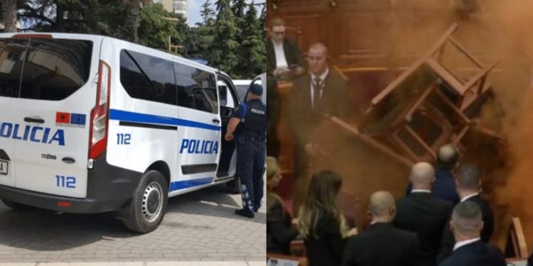 Deputetët e Berishës tymuese në Kuvend/ Agjentët e BKH “zbarkojnë” në…