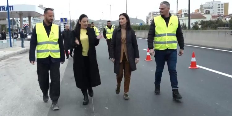 Balluku inspekton punimet: Përfundon asfaltimi i rrugës! Nyja kryesore e lidhjes mes…
