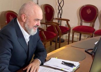 Emigrantët të tregojnë adresat! “Ligji i ri” i Qeverisë Rama i detyron që…