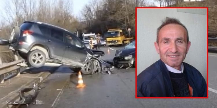 Del FOTO/ Ky është mësuesi nga Librazhdi që vdiq pas aksidentit tragjik në…