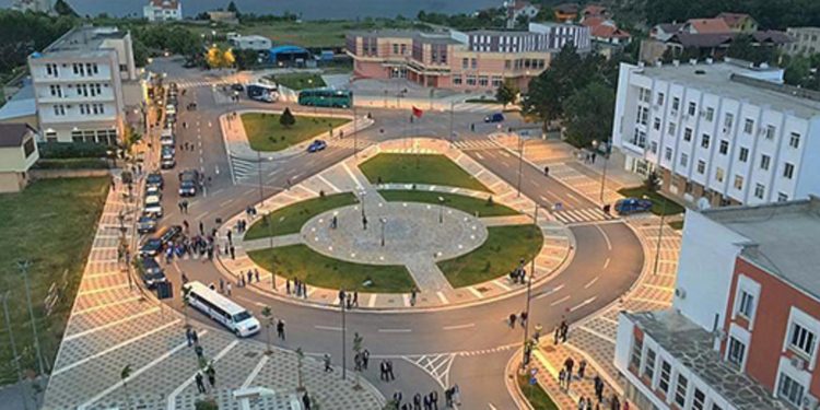 Kush është prefekti i ri i Qarkut të Kukësit/ Emërohet…