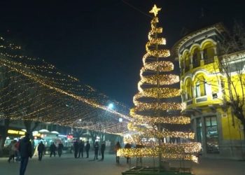 “90 euro nata në Korçë, njësoj sa në Paris”, eksperti tregon abuzimin me çmimet që…