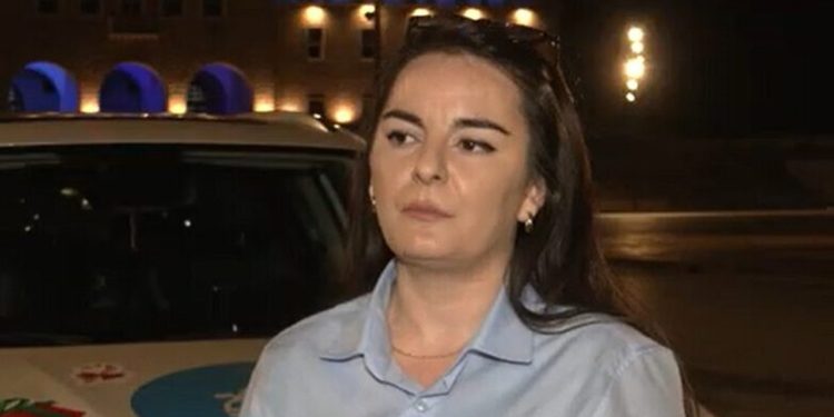 Taksistja me diplomë në Tiranë: Puna nuk është turp! Dua që partneri im mos më…
