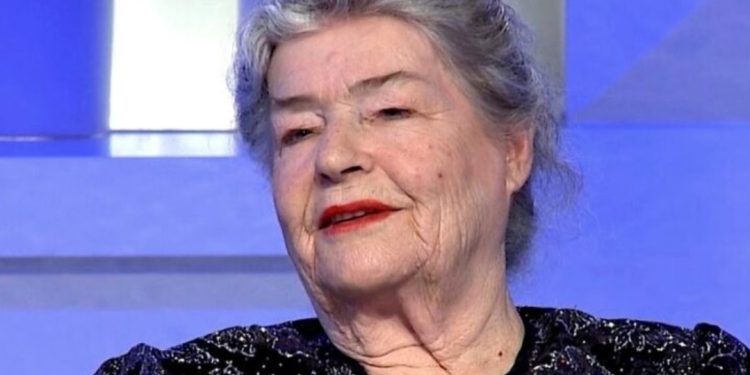 73 vite suksesi në skenë/ Aktorja e madhe Margarita Xhepa: Kur erdha në Tiranë s’dija as…